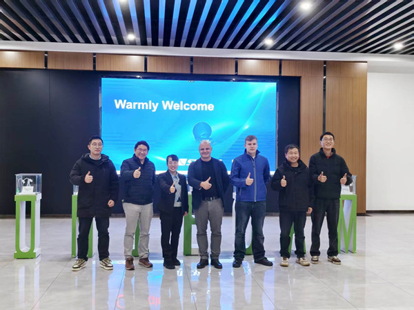 UK కస్టమర్ ఫ్యాక్టరీ ఆడిట్ విజయవంతంగా పూర్తయింది, ప్రత్యేకమైన ఉత్పత్తి అనుకూలీకరణ అంగీకరించబడింది